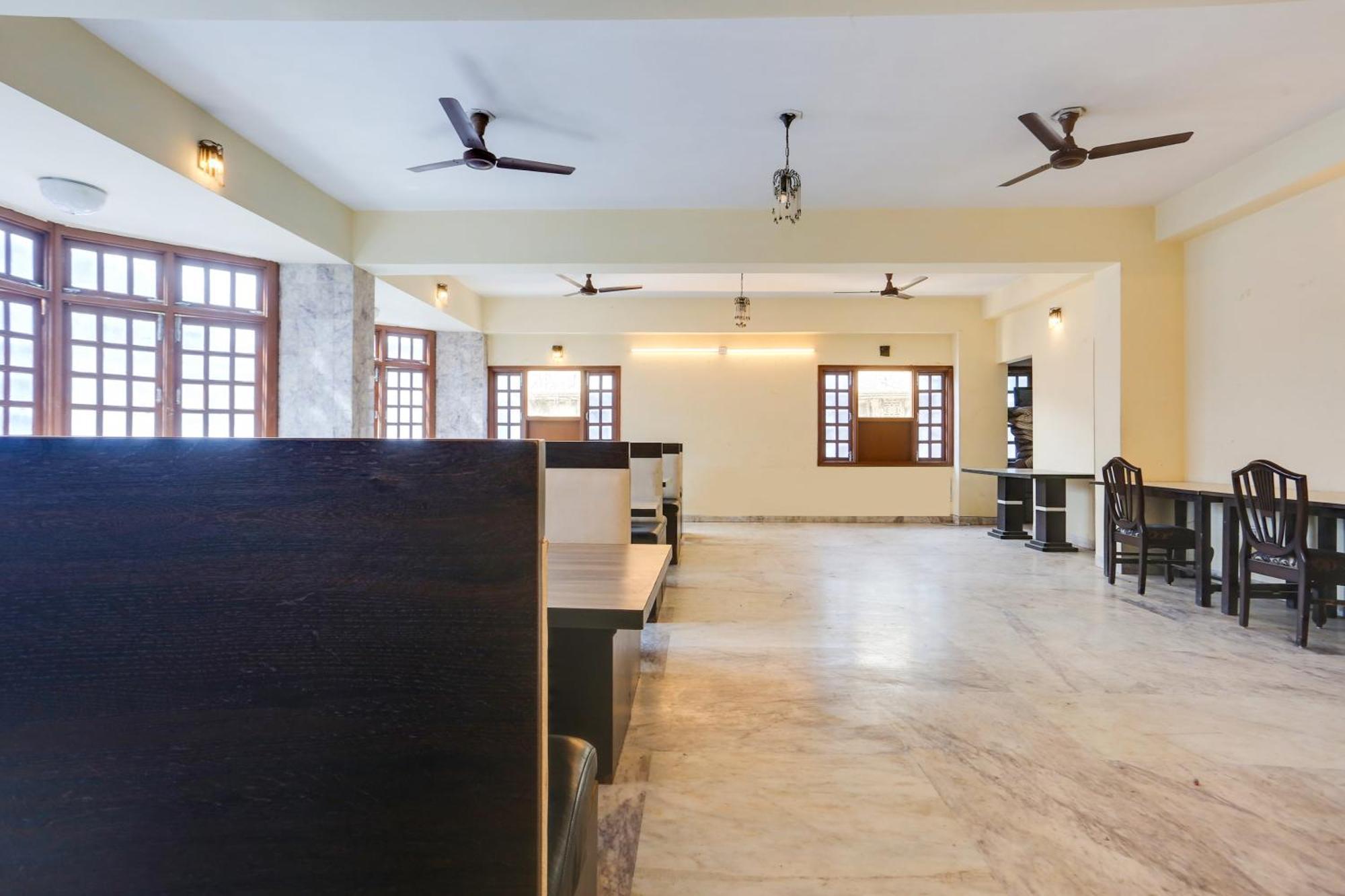 Super Townhouse Pichola Formerly Vinayak Udaipur Exterior photo